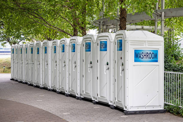 Best Portable toilet rental cost  in Tn Lakes, WI